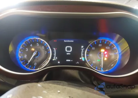 2020 Chrysler Pacifica Limited z USA, uszkodzony, nr VIN 2C4RC1GG3LR102846